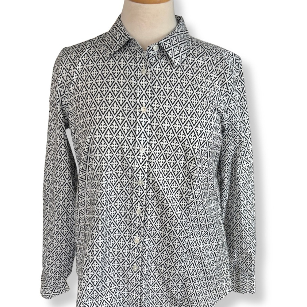 Talbots Black & White Geometric Button-Down Shirt – Size 8